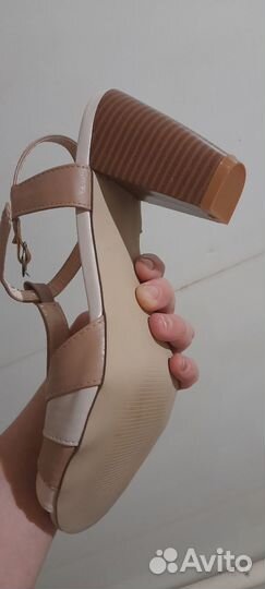 Сандалии женские 39 размер новые
