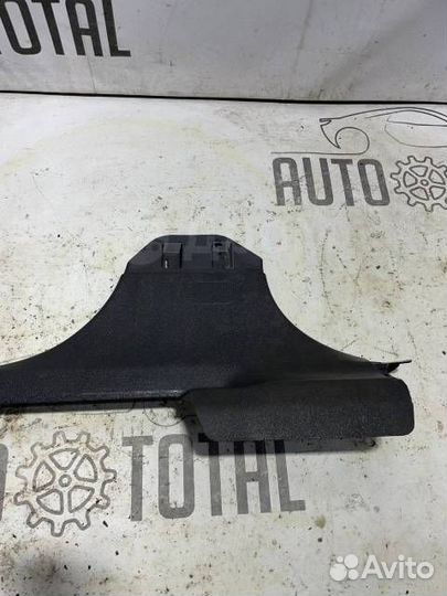 Накладка порога внутренняя правая Opel Corsa D