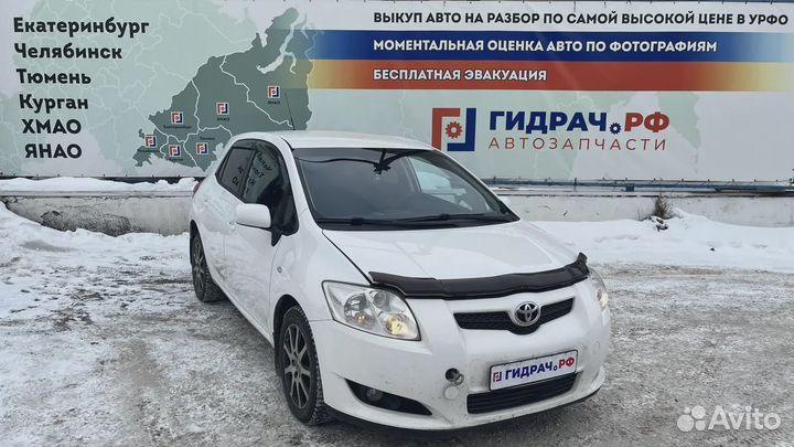 Кулак поворотный передний правый Toyota Auris (E15