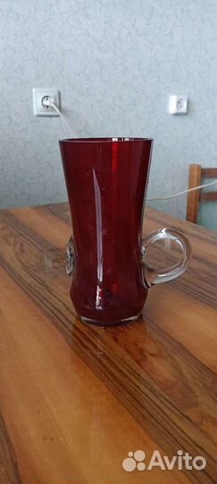 Ваза красное стекло СССР