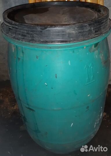 Продам флягу 60 литров и бочку 127 литров