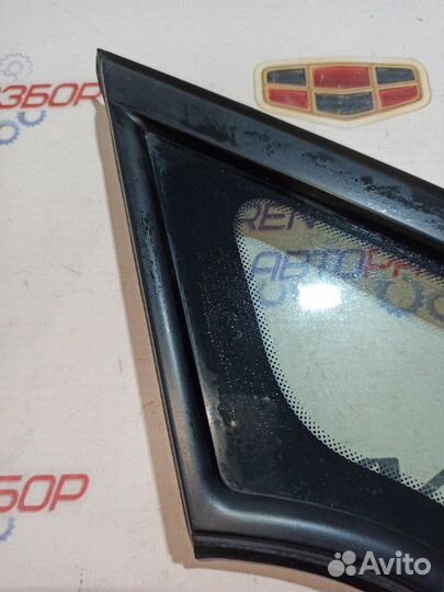 Форточка двери передняя правая Kia Ceed JD 1.6