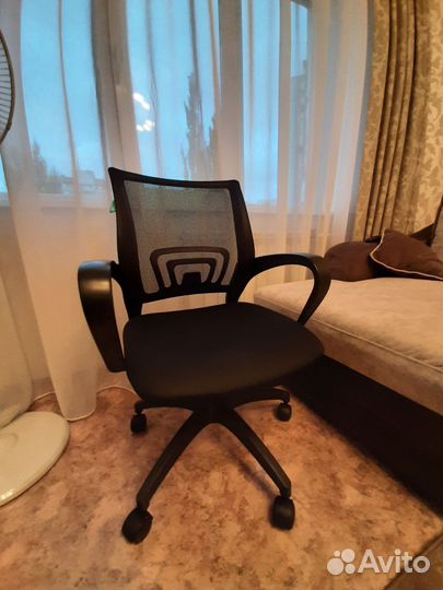 Компьютерное кресло