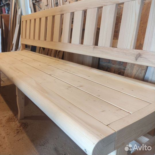 Скамейка со спинкой