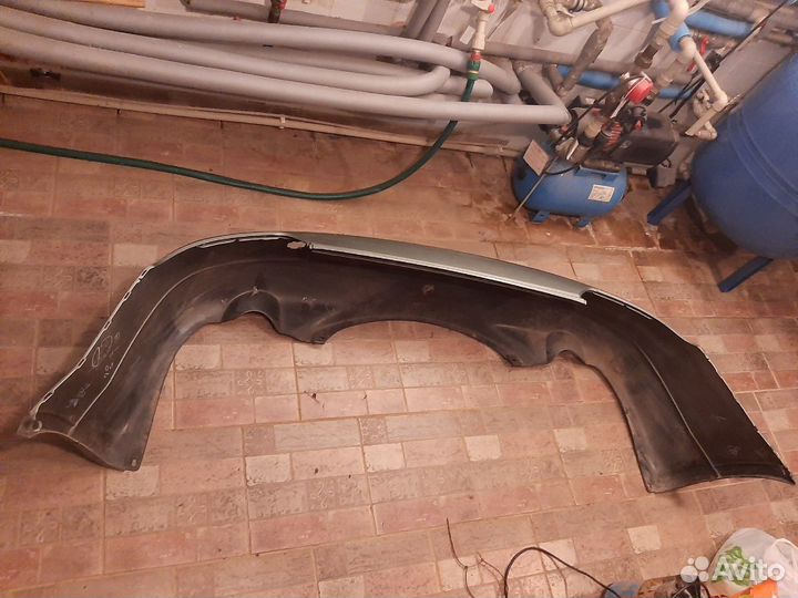 Бампер задний для субаро трибека В 9 2005года и но