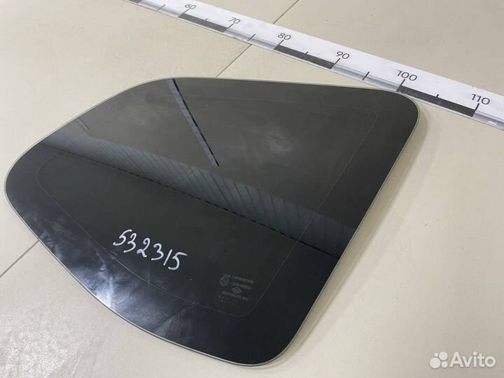 Стекло кузовное глухое правое Nissan Terrano D10 2