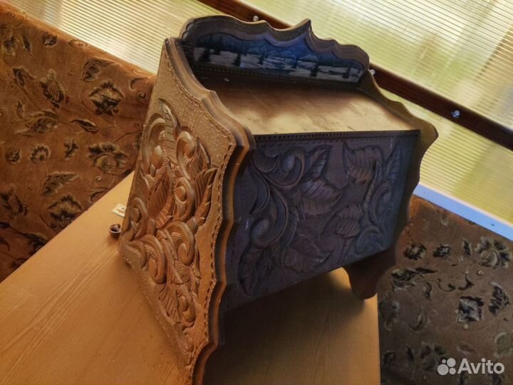 Хлебница деревянная