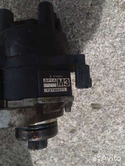 Трамблер Mazda 323 1.5 1998 год