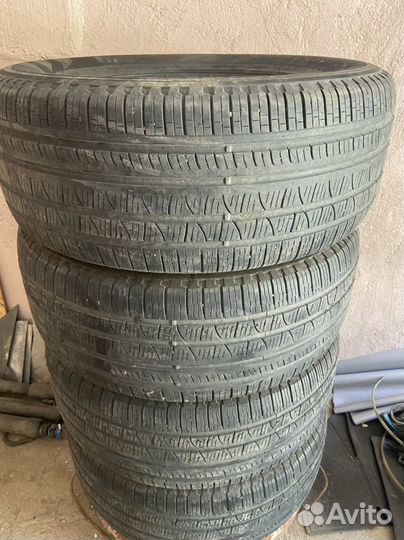 Pirelli Scorpion A/T 285/65 R17 33T