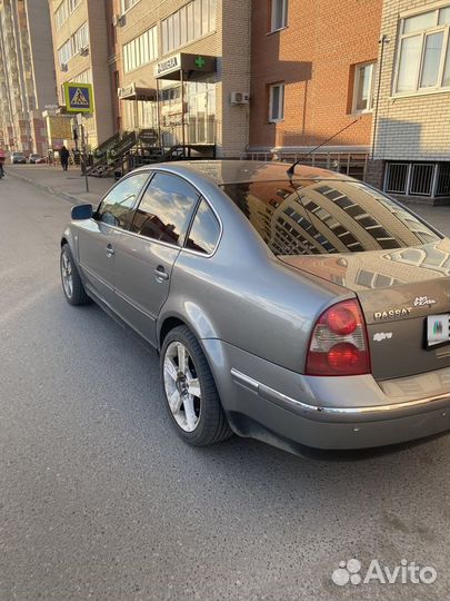 Volkswagen Passat 2.3 AT, 2003, 300 000 км