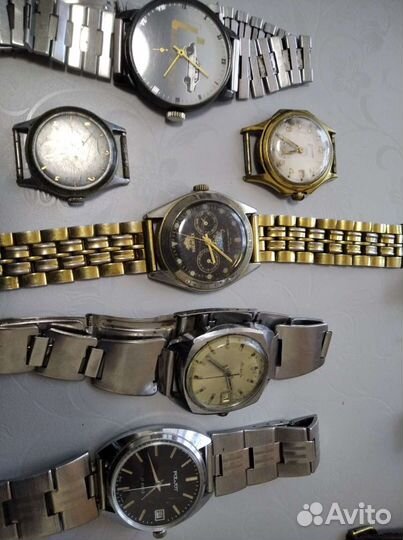 Часы брелки и наручные времён СССР