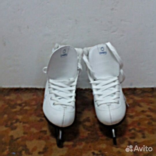 Коньки фигурные