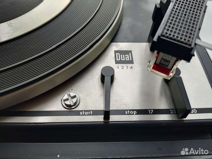 Проигрыватель пластинок Dual CS 16
