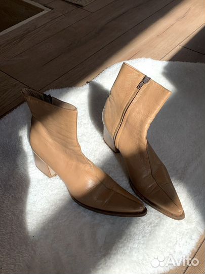 Ботильоны Италия