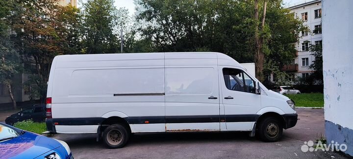 Mercedes-Benz Sprinter микроавтобус, 2011