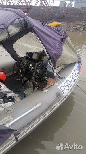 Лодка с мотором