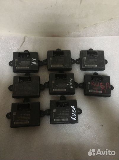 Блок центрального замка Ford Kuga 2