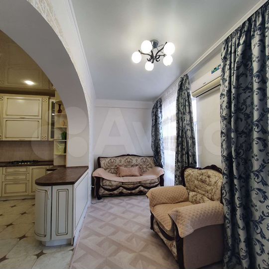 Дом 198,6 м² на участке 6,6 сот.