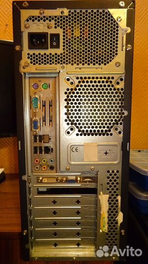 Компьютер (4 ядра, 4Gb, 9500GS, 250 HDD, 500 HDD)