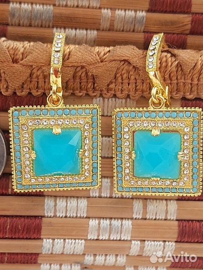 Прекрасные серьги квадраты Англия