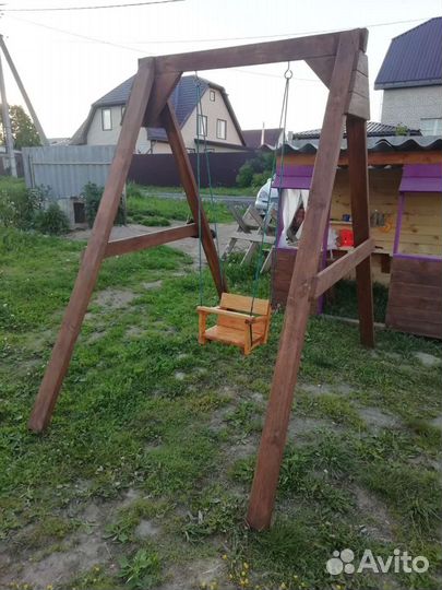 Детские качели уличные