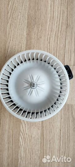 Вентилятор системы охлаждения KIA Sorento новый