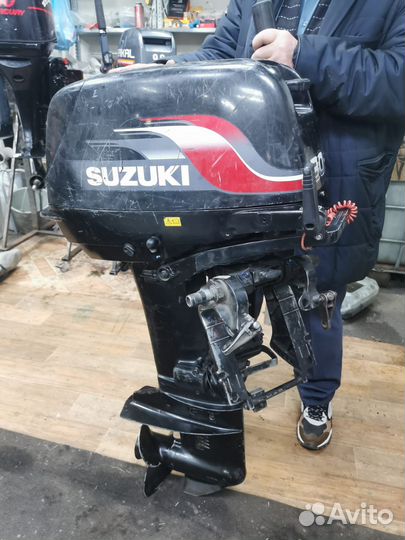 Лодочный мотор бу Сузуки 30 лс