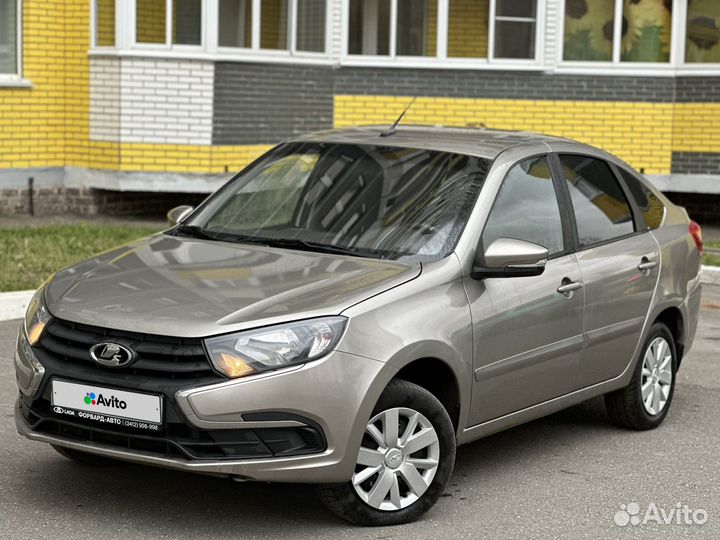 LADA Granta 1.6 МТ, 2020, 49 500 км