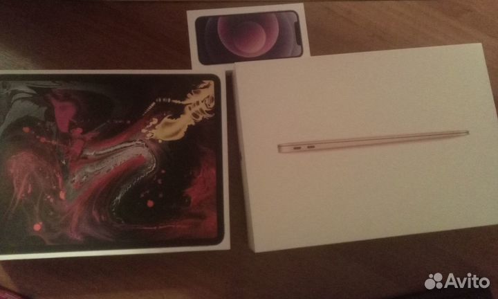 Коробки от iPhone, iPad, macbook air