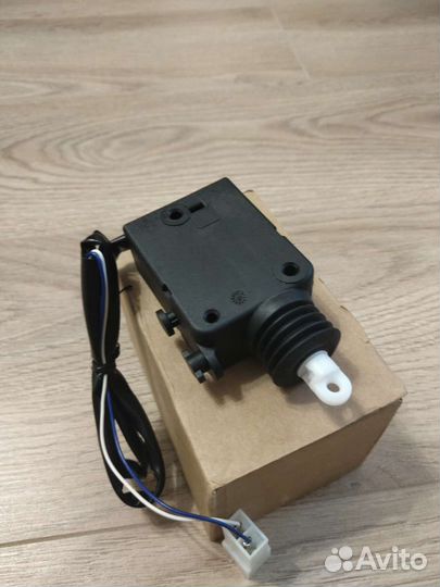 Актуатор замка двери w463 гелик