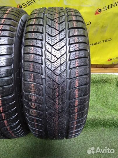 Pirelli Winter Sottozero 3 225/50 R17 94H