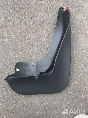 Брызговик правый на bmw f20 116i / 118i