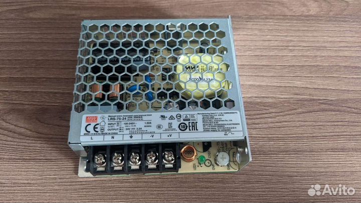 Блок питания, 24В, 3.2А, 76Вт