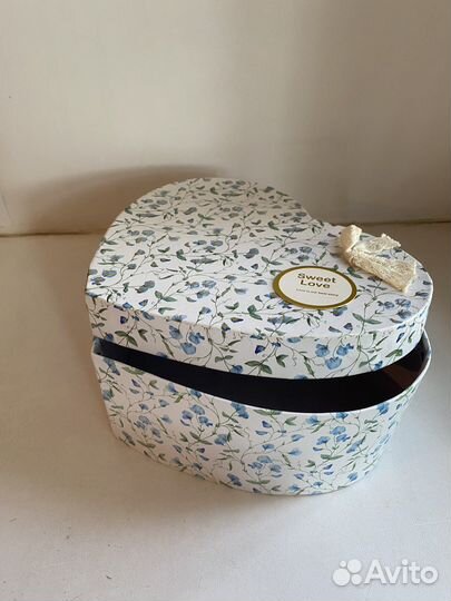 Подарочные коробки