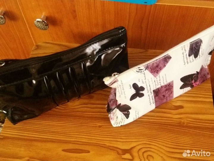 Кошельки,косметички и фоторамка маленькая