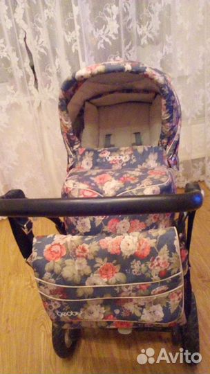 Коляска Geoby