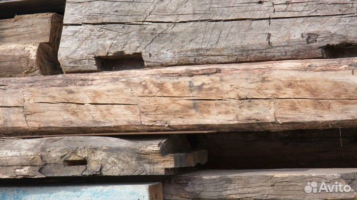 Балки дубовые в стиле лофт для интерьера