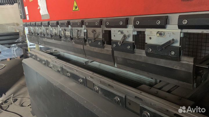 Листогибочный пресс amada ITS 2 8025