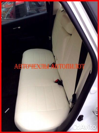 Чехлы Автопилот Honda CR-V 4 из экокожи белые