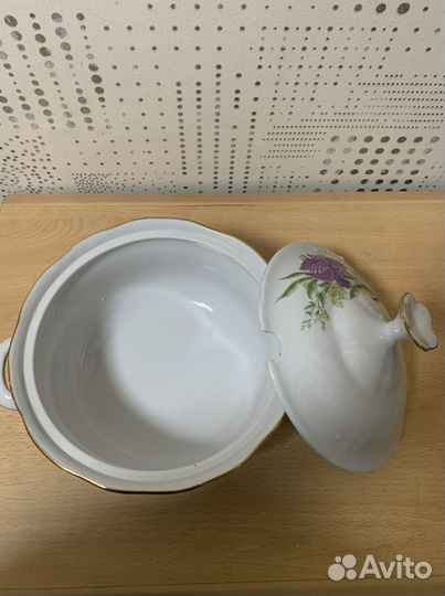 Супница фарфоровая новая