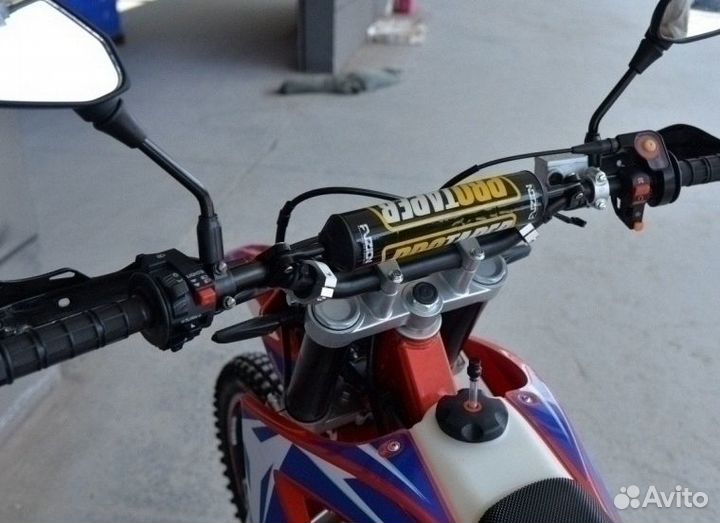 Гюрза Эндуро.Водяного охл.300сс.30сил.Новый