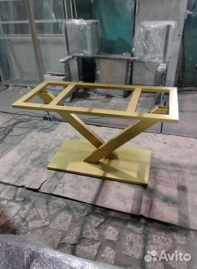 Лофт подстолье: надежность и стиль