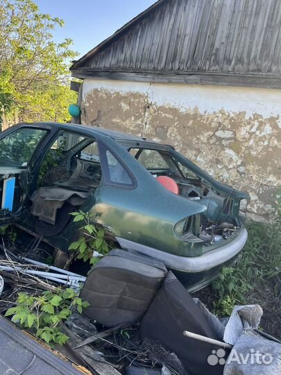 Renault Laguna 2.0 MT, 1995, 100000км