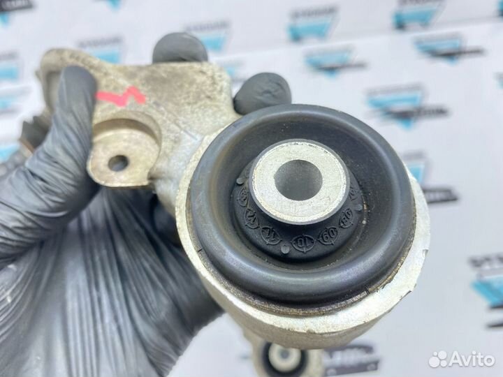 Рычаг подвески верхний передний правый Bmw X5 E70