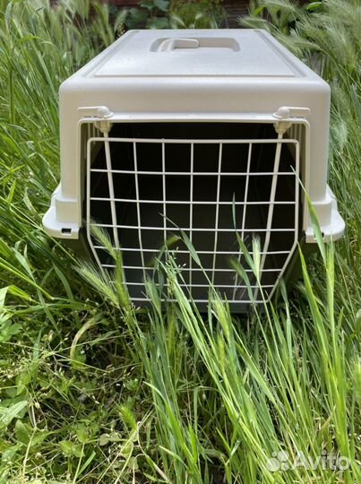 Переноска для кошек и собак