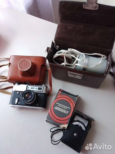 Пленочный фотоаппарат