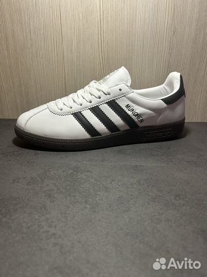 Кроссовки мужские adidas munchen white 41-45