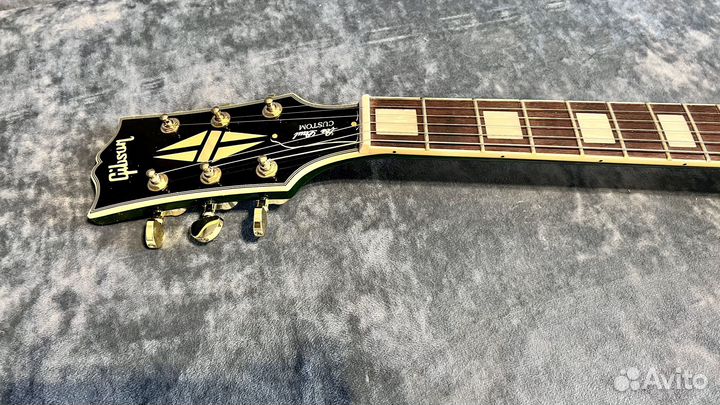 Электрогитара Gibson Les Paul Emerald Green