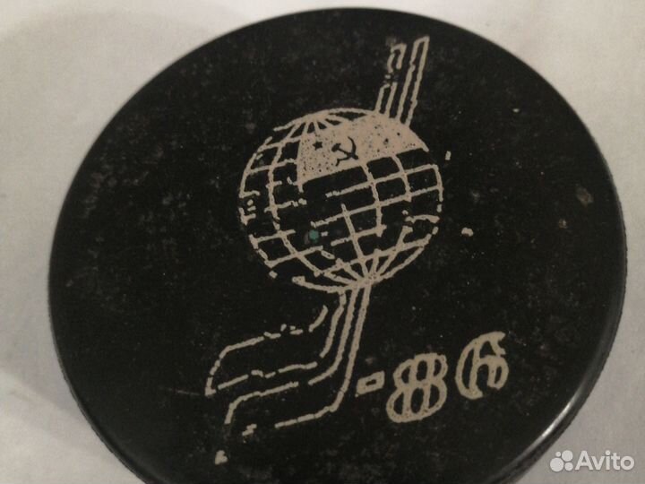 Шайба хоккейная