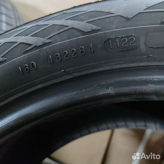 Nokian Tyres Hakka Blue 3 215/50 R17 95V